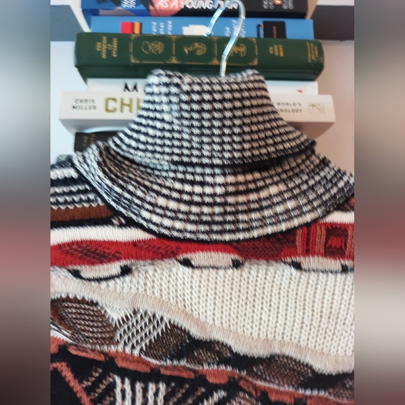 Mission Brown And White Sweater - Picture 4 of 8